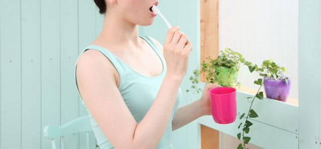 重曹歯磨きは本当に効果的？正しい方法を伝授！
